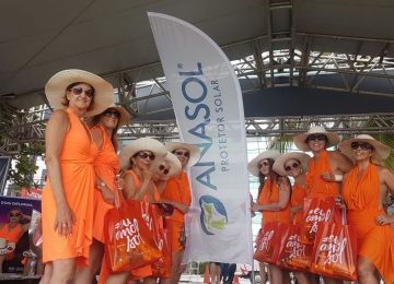 Amigas de BC e Anasol juntas no Janeiro Laranja