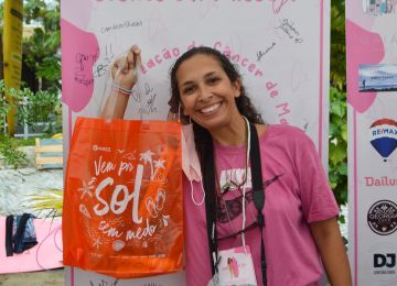 DAHUER SEMPRE COM VOCÊ E A ASSOCIAÇÃO DE SURF FEMININO