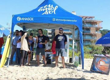 Embaixador da Anasol Saulo Lyra ganha título no The Legends Surf Masters