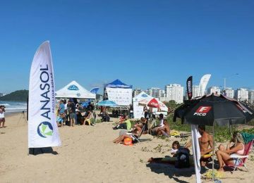 Embaixador da Anasol Saulo Lyra ganha título no The Legends Surf Masters